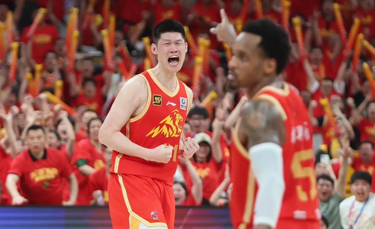 开云体育网页版入口-核心球员发挥不俗，球队主场保持不败的简单介绍