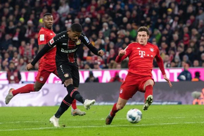 铁檐成功击败对手，取得关键胜利的简单介绍