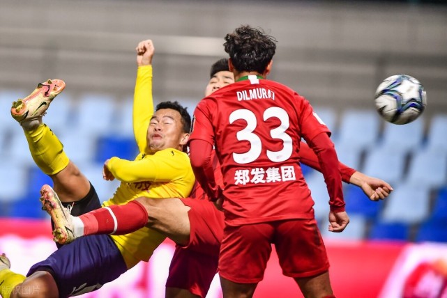 重庆强势斩获胜利，击败河南建业