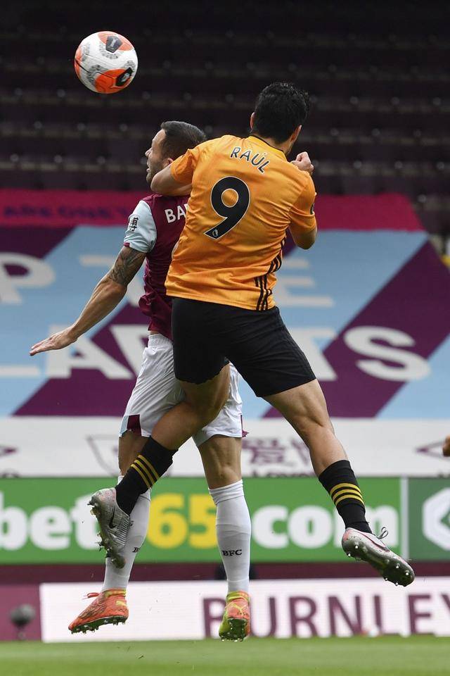 开云体育登录-包含伯恩利队战绩不佳，积分榜垫底排名第二十的词条