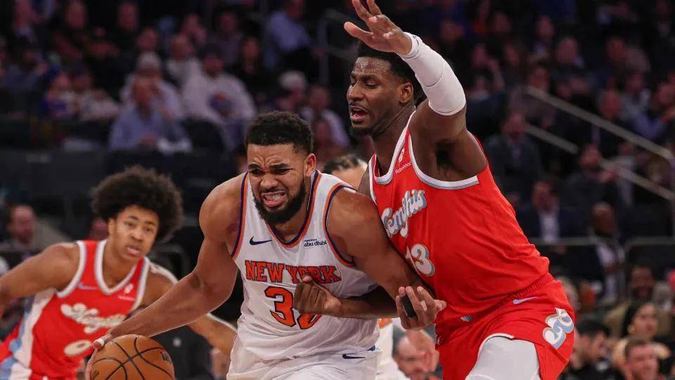 开云体育官方入口-包含独行侠逆转魔术客胜，唐斯独揽三双助球队赢球的词条